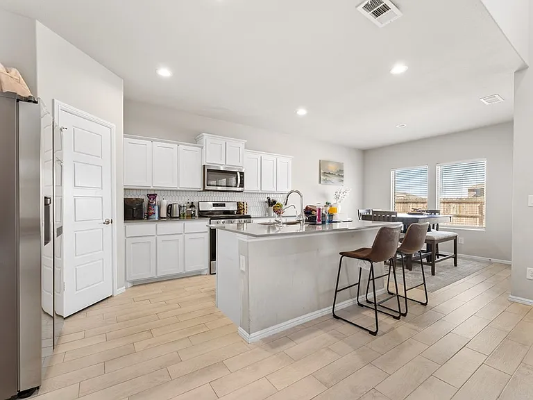 7118 Adenium Rd — Photo 9