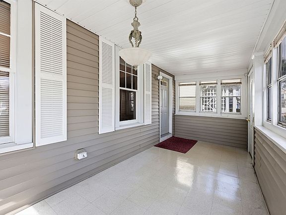 3rd image of 116 Stockman St