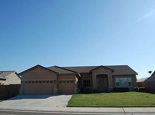 1096 Elk Hills Dr, Galt, CA 95632