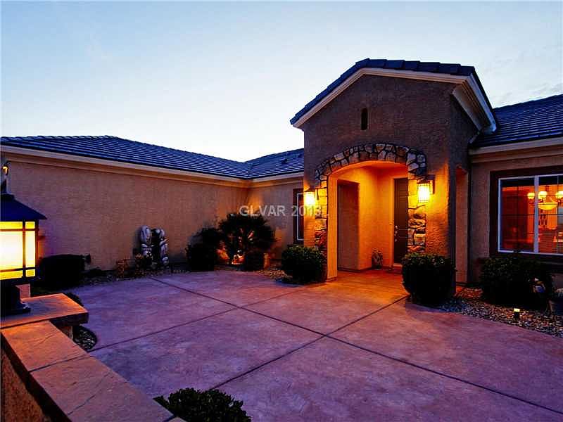 1st image of 2352 Janesville Ln