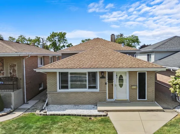 7538 S Lorel Ave, Burbank, IL 60459