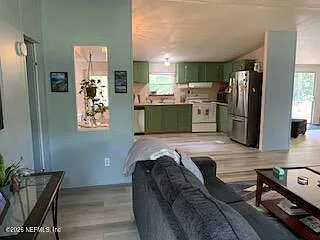 115 Greer Ln — Photo 5