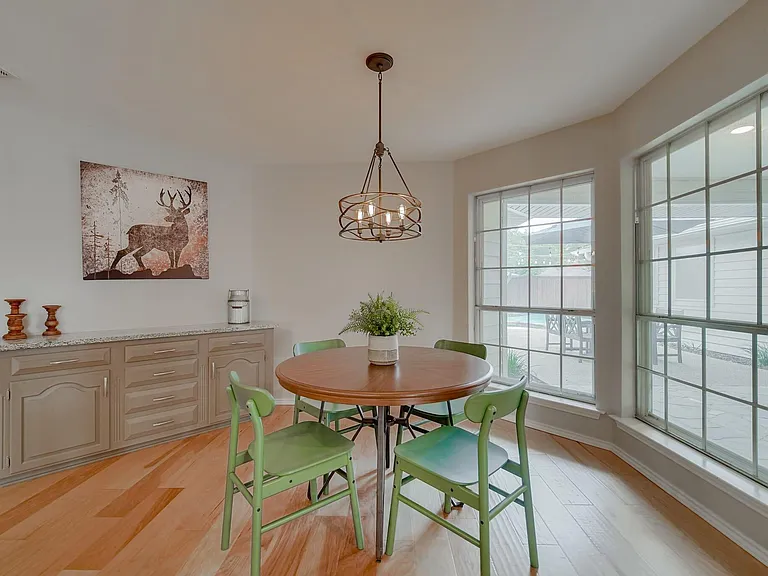 502 Stillmeadow Dr — Photo 11