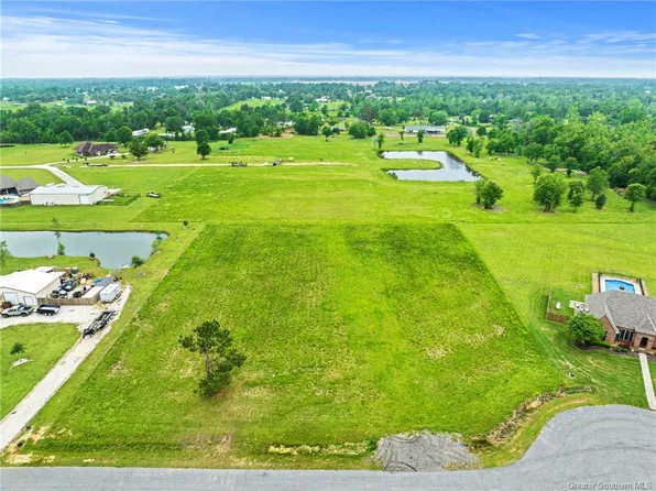 311 Trinity Ln, Ragley, LA 70657