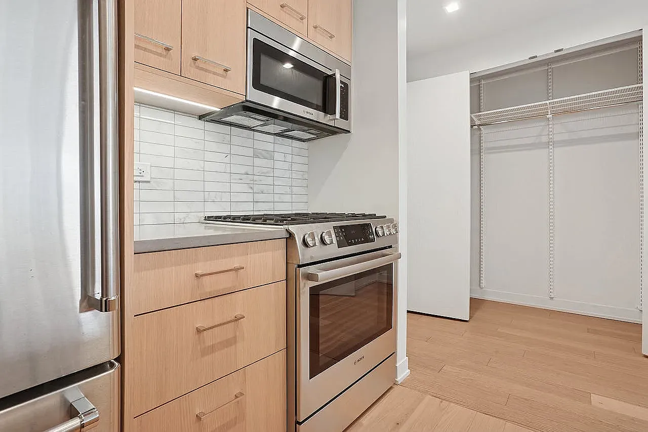 One Columbus Place — Photo 3