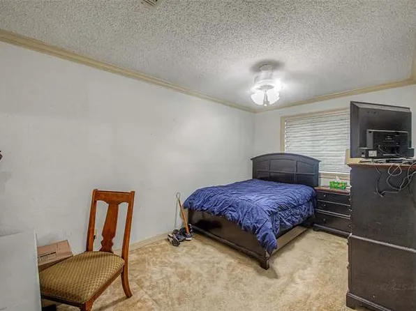 3022 Old Fort Rd, Sugar Land, TX 77479