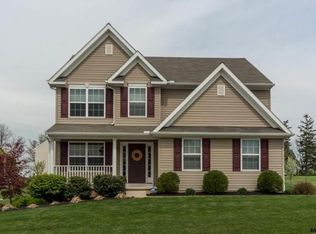 901 Sequoia St, York, PA 17404