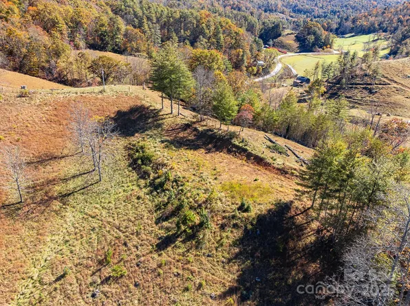 Day Book Dr, Burnsville, NC 28714