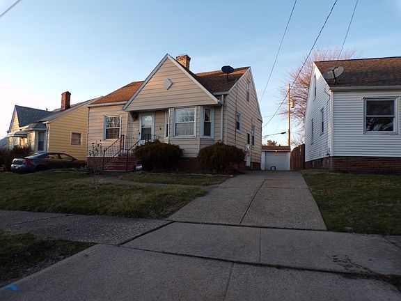 2nd image of 11216 Peony Ave