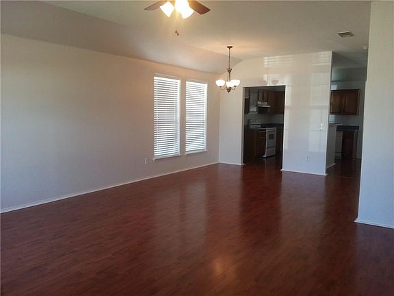 2nd image of 703 Kerwin Ct