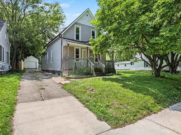 840 Spencer St NE, Grand Rapids, MI 49505