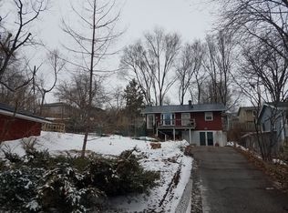 4882 Leslie Rd, Mound, MN 55364