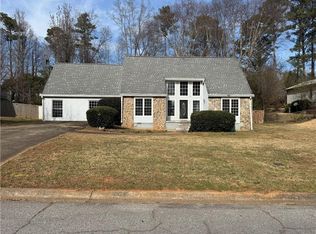 6762 Oakland Dr, Douglasville, GA 30135