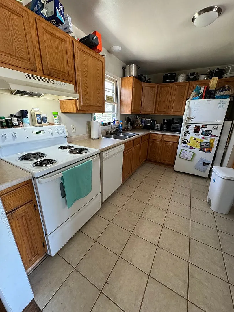 3 bedroom/2 bathroom house near KU — Photo 4