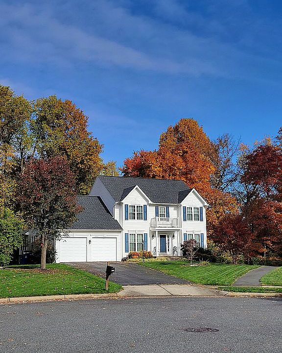 1st image of 5502 Newhall Ct