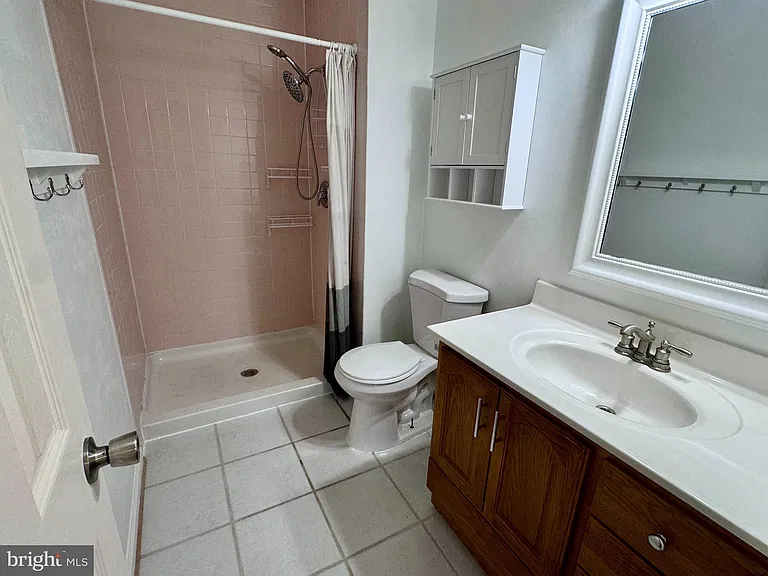 2038 Dewey Dr — Photo 16