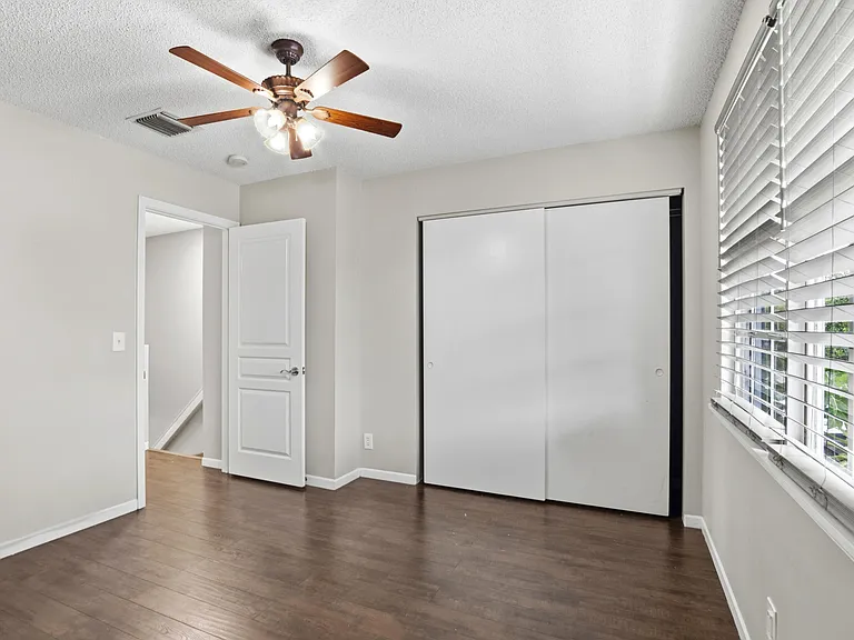 5380 Jubilee Way #200 — Photo 10