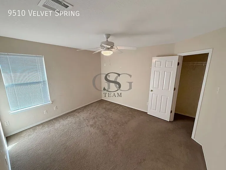 9510 Velvet Spg — Photo 6