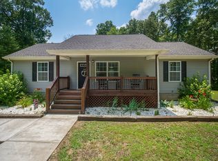 10209 Ligon Love Rd, Bon Aqua, TN 37025
