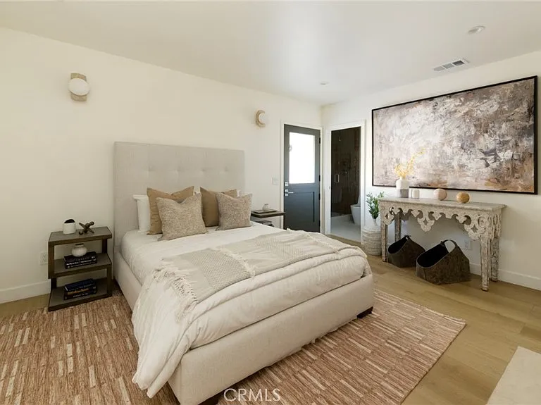 3554 S Sycamore Ave — Photo 23