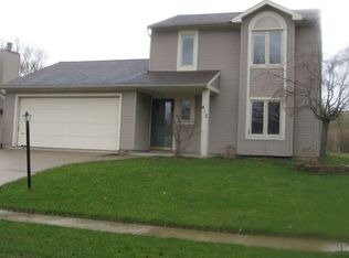 412 N Granada Dr, Kendallville, IN