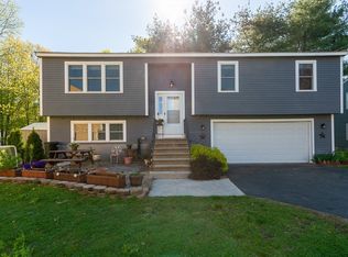 14 Cottage St #D, Pepperell, MA 01463