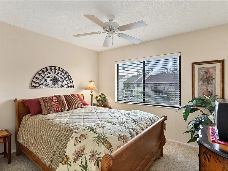 7794 Eagle Creek Dr #7794 — Photo 21