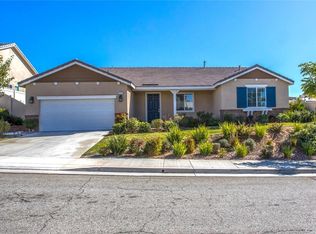 1475 Sandy Hill Dr, Calimesa, CA 92320