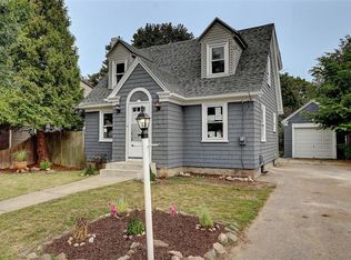 11 Omaha Blvd, Warwick, RI 02889