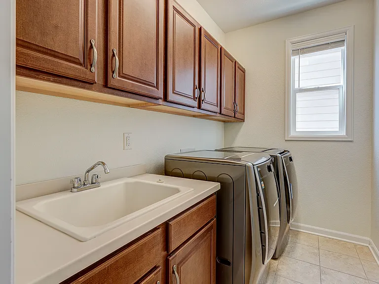 10732 Hillsboro Cir — Photo 46