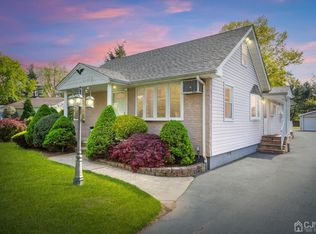 88 N Randolphville Rd, Piscataway, NJ 08854