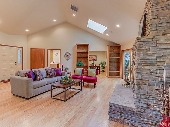 5th image of 147 Schafer Meadows Ln N