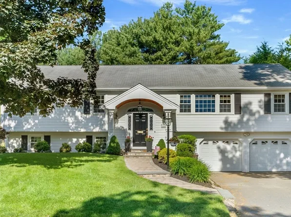 180 Meetinghouse Cir, Needham, MA 02492