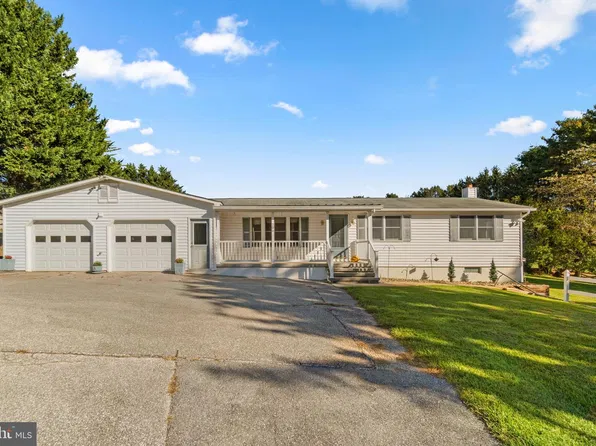 206 Davis Ln, Westminster, MD 21157
