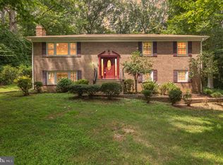 7 Quail Run Dr, Stafford, VA 22554