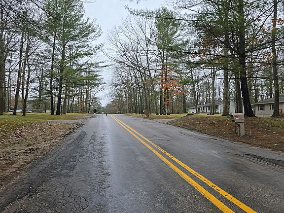 5th image of 3609 N Spider Lake Rd