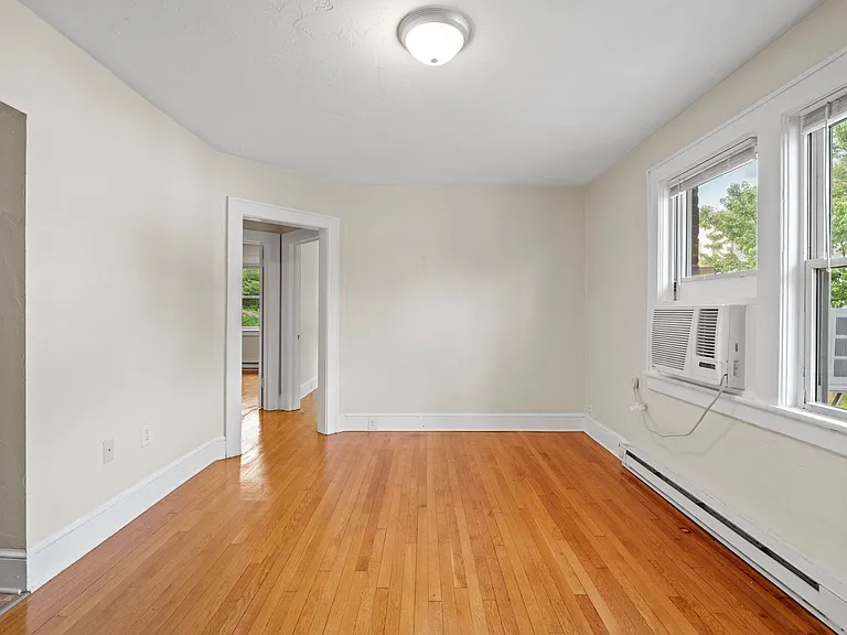 Gilmer Apartments — Photo 21