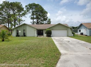 8799 Heather Blvd, Weeki Wachee, FL 34613