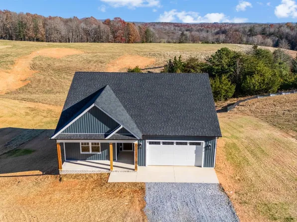 10556 Leesville Rd, Lynch Station, VA 24571
