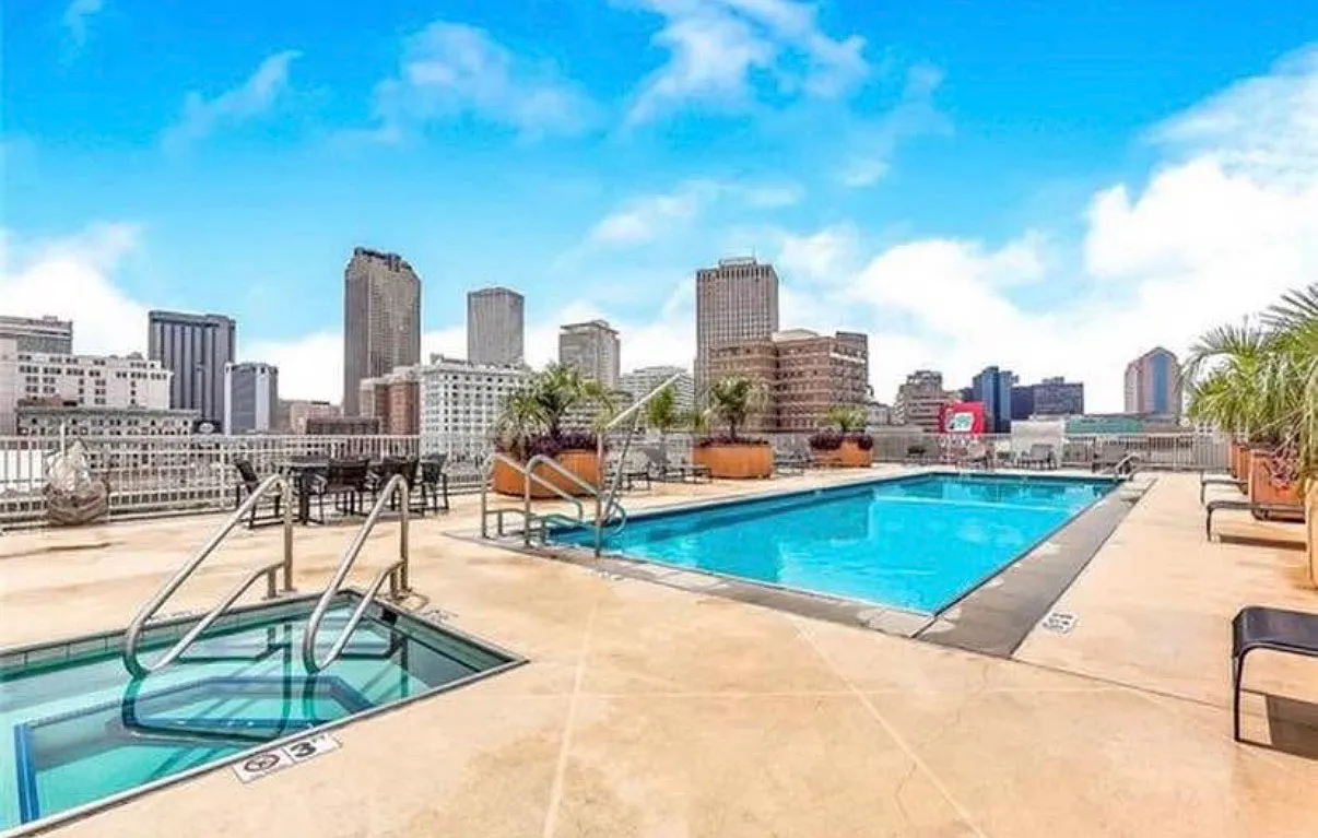 2 bed, 921 sqft, $2,350 — Photo 3