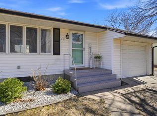 401 E Becky Ln, Mount Pleasant, IA 52641