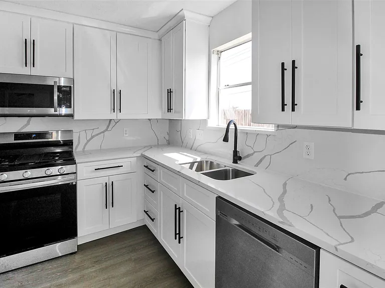 511 Chaseway Dr — Photo 5