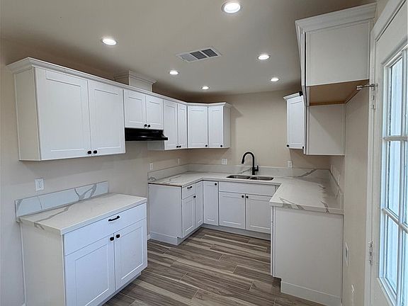 5th image of 8763 Sylvan Dr