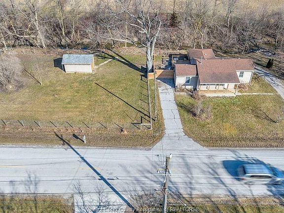 2nd image of 520 Road 2 W