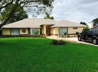 5231 Twin Palms Rd, Fruitland Park, FL 34731