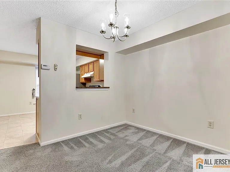 140 S Barrow Pl — Photo 9