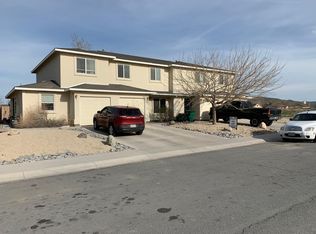 865 Sunny Ln UNIT B, Fernley, NV 89408