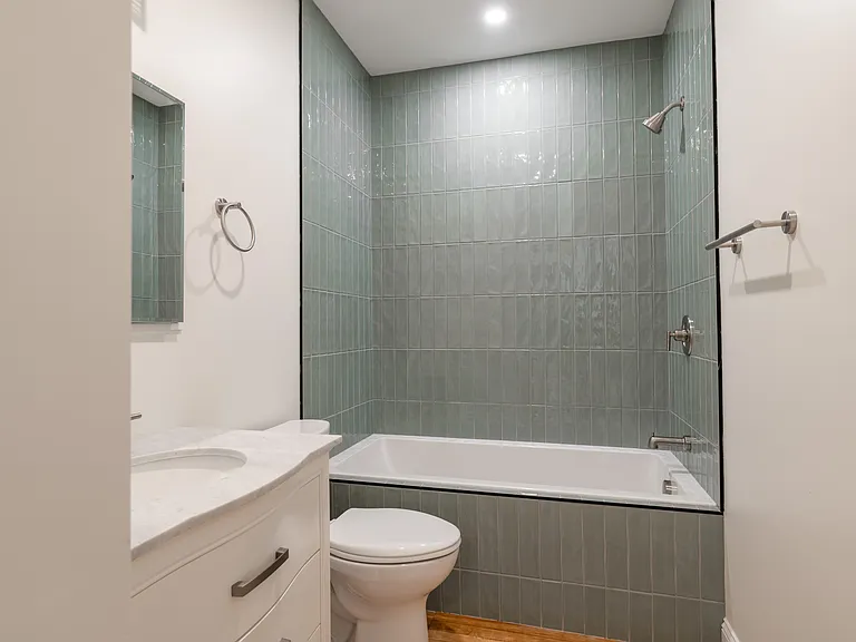 Orono Lofts — Photo 18