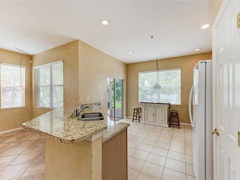 3931 Yellowstone Cir — Photo 14