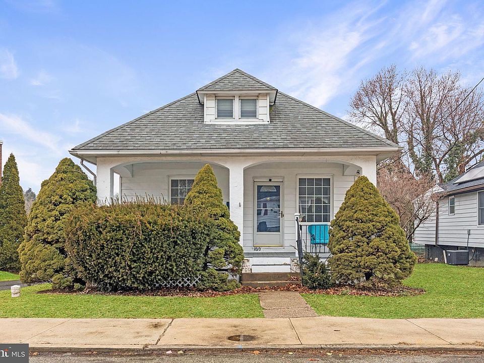 1st image of 1010 Mulberry St